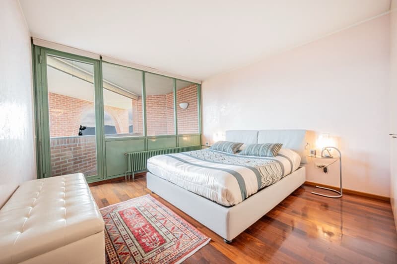 Iconic architectural villa with panoramic views (12)