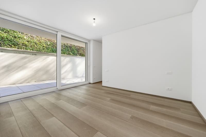 Zu vermieten: Luxuriöse Wohnung über die gesamte Etage (11)