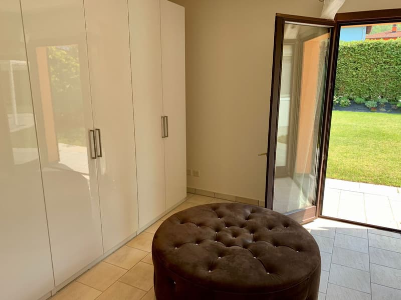 Affittasi esclusivo 3.5 locali in casa bifamiliare con giardino privato (7)