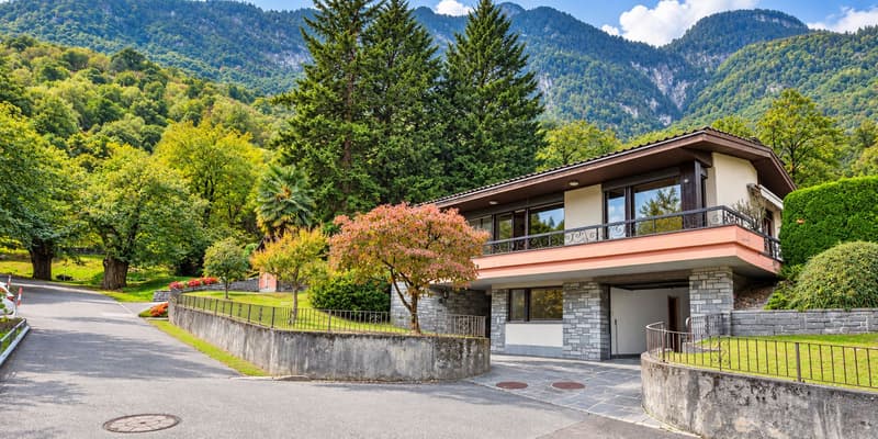 Schönes Einfamilienhaus mit freier Aussicht (12)