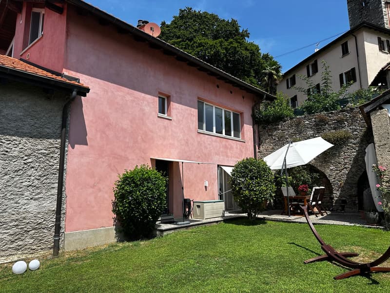 Affascinante appartamento duplex di 4 locali immerso nella tranquillità di Breno (1)