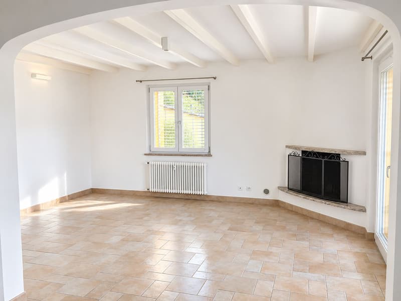 Helle 3.5-Zimmer-Wohnung mit Terrasse und Seesicht (3)