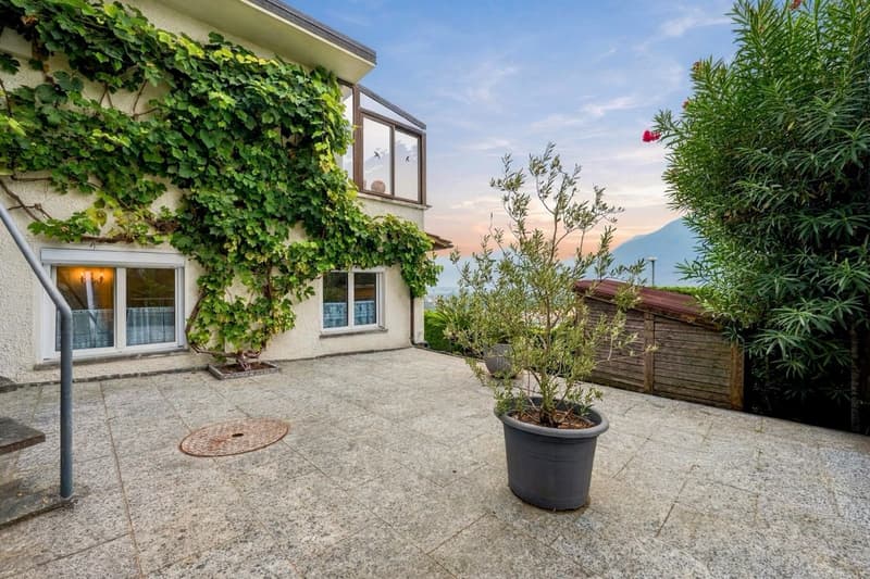 Dreifamilienhaus mit traumhaftem Seeblick in Tenero-Contra (3)