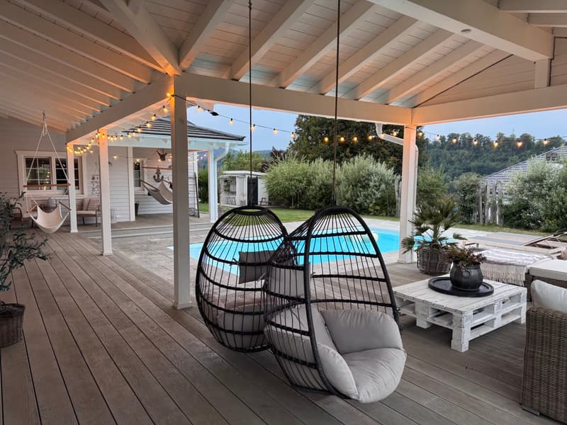 Traumvilla mit Pool für Familien direkt auf dem Sonnenhügel in Hölstein BL (12)