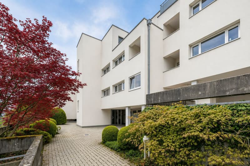 Stilvolle Wohnung mit Blick ins Grüne (9)