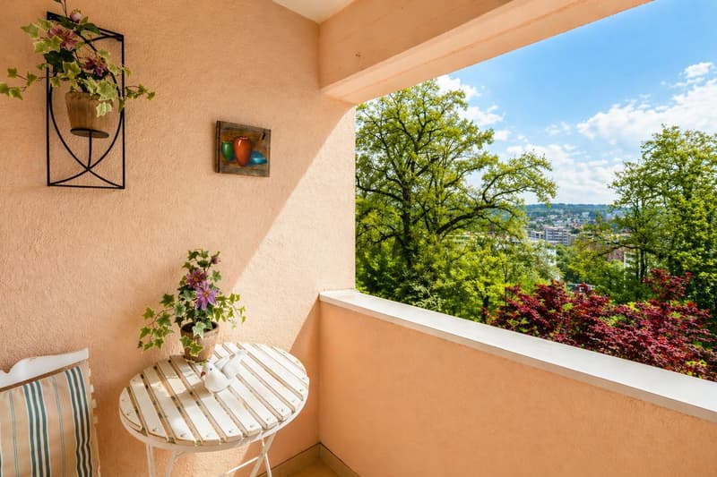 Stilvolle Wohnung mit Blick ins Grüne (4)