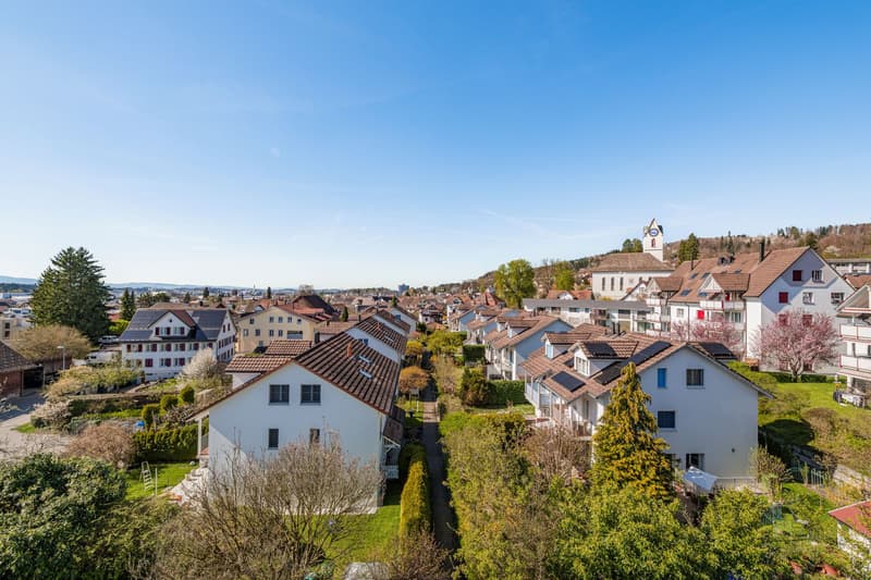 Modernes Wohnen über den Dächern von Hinwil (7)
