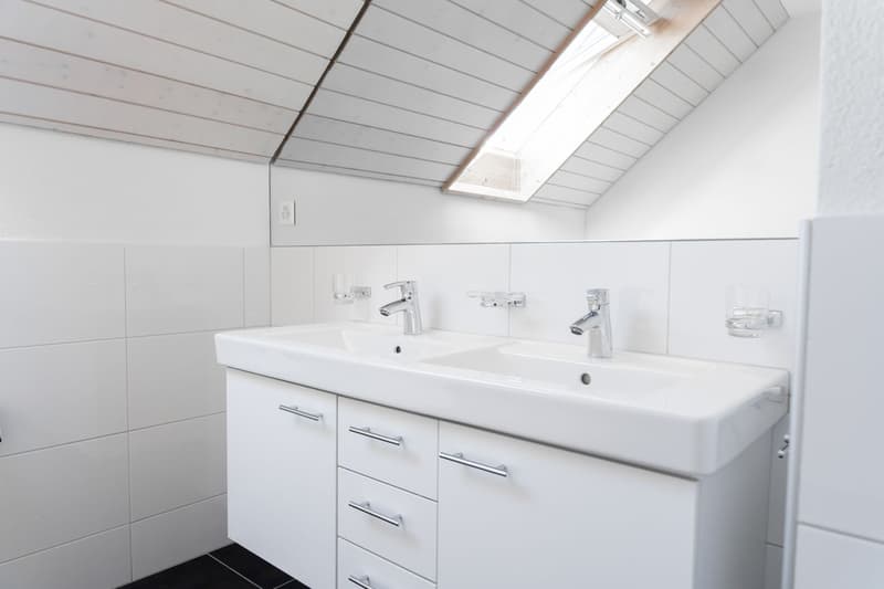 Lichtdurchflutete 4.5 Zimmer-Maisonettewohnung mit Galerie und viel Raum (10)