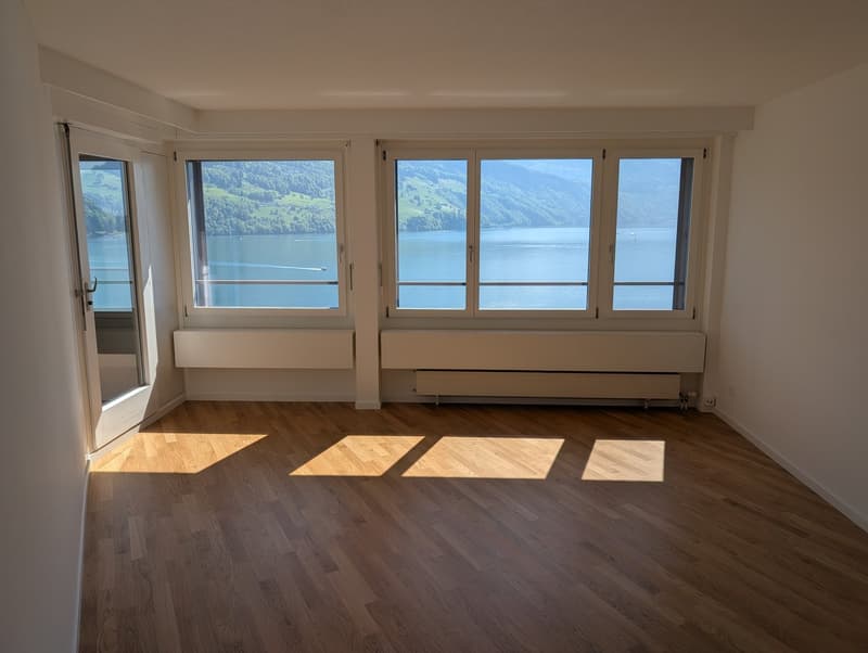 Traumhafte 4.5-Zimmer-Whg. in Brunnen mit Panoramaaussicht auf den Vierwaldstättersee" (reserviert) (7)