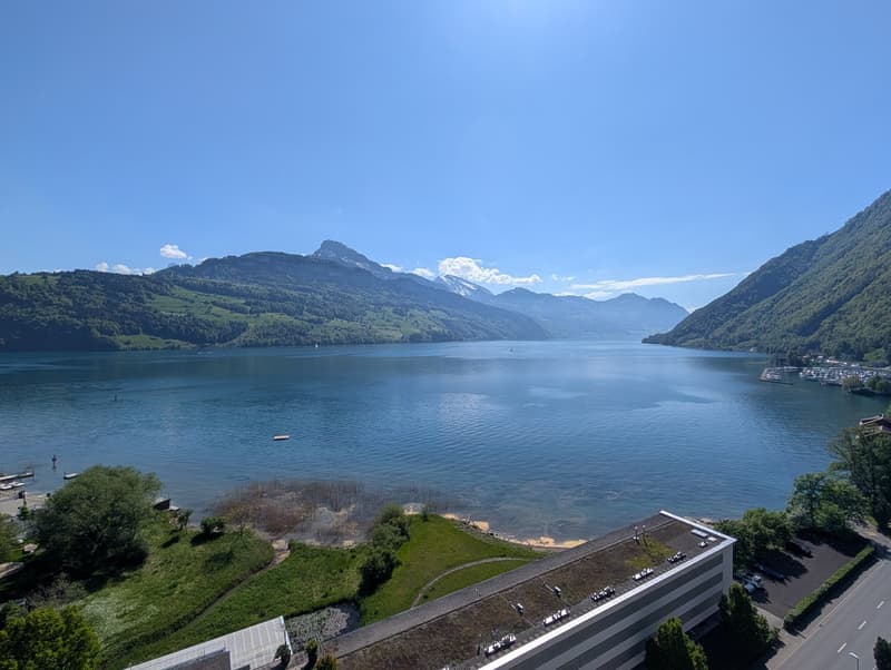 Traumhafte 4.5-Zimmer-Whg. in Brunnen mit Panoramaaussicht auf den Vierwaldstättersee" (reserviert) (2)