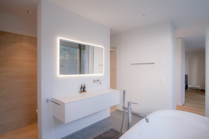 Hochwertige 3.5-Zi-Wohnung mit Panorama-Sicht in Uetikon am See (9)