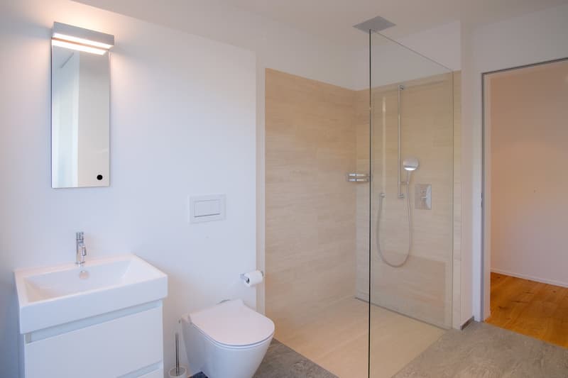 Hochwertige 3.5-Zi-Wohnung mit Panorama-Sicht in Uetikon am See (10)