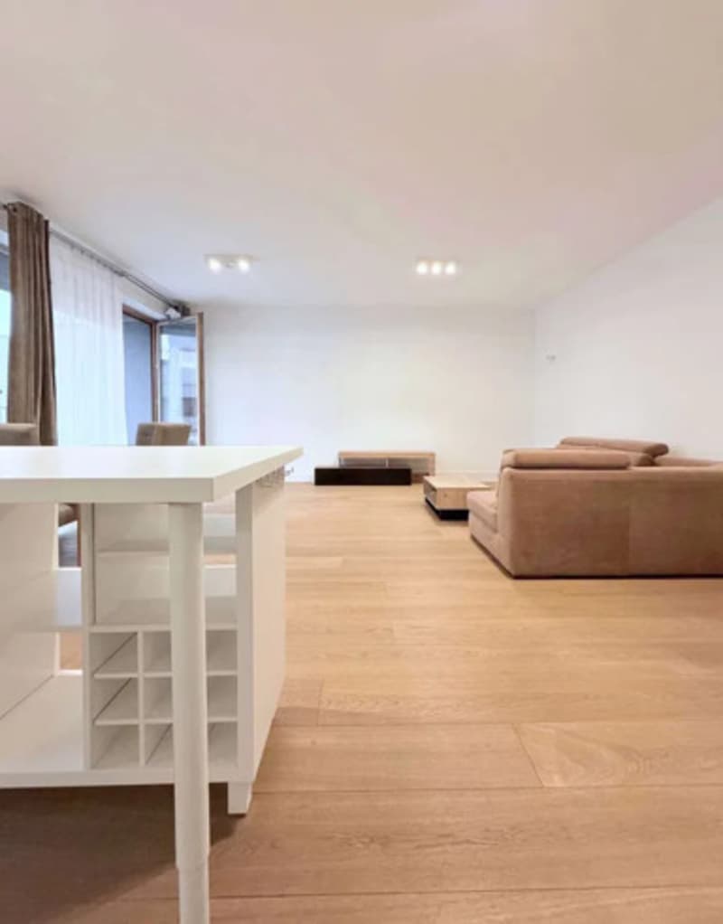 Moderne 2.5-Zimmer-Wohnung mit Balkon in Chur – ab sofort verfügbar! (4)
