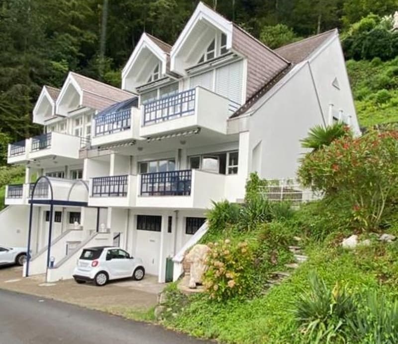 Eigentumswohnung in einer Doppelhaushälfte mit SEESICHT in Gersau/SZ (4)