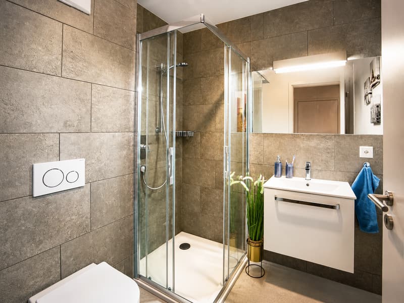Elegante e centralissimo appartamento di 3.5 locali a Losone (2)