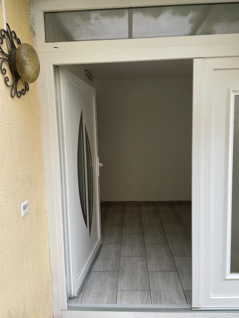 Appartamento di 4.5 locali a Brissago, vicino al lago - ottimo investimento (17)