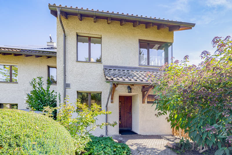 5.5 Zimmer Reihenendhaus im Grünen (3)