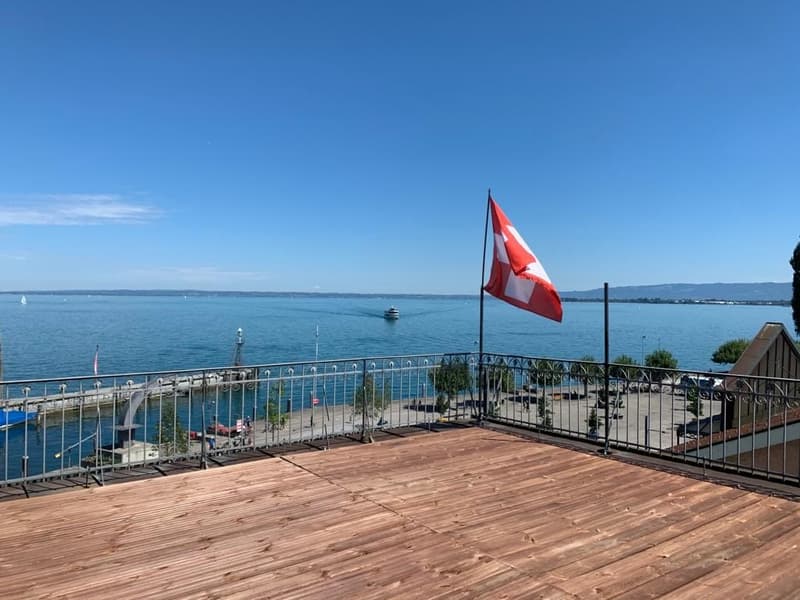 Lakefront Investment! MFH mit 12 Einheiten - erstklassiger Lage! (5)