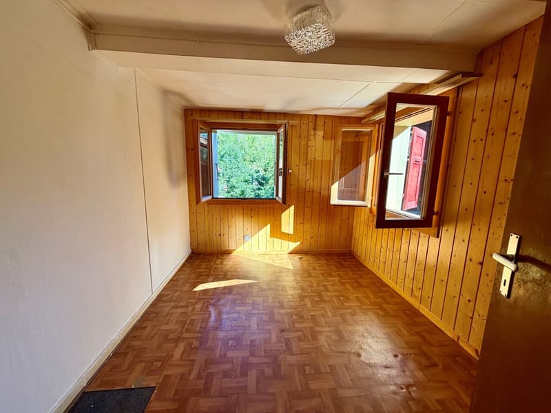 Maison villageoise de deux appartements à rénover à Beuson (9)
