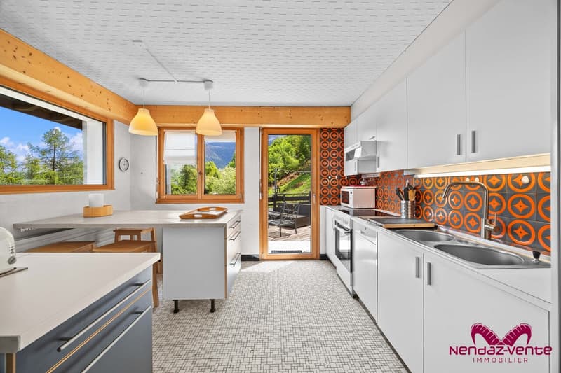 A vendre villa avec vue panoramique en résidence principale ou secondaire (7)