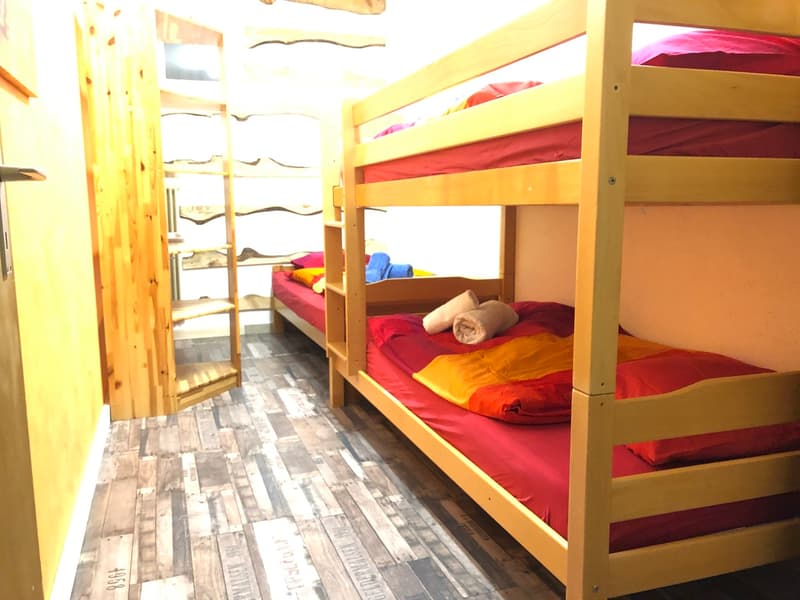 Appartement à louer à la semaine  8 pers départ pistes de ski Siviez (6)