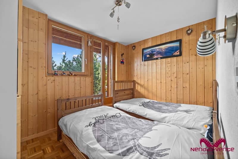 Magnifique chalet 5,5 pièces vue imprenable vente aux étrangers (11)