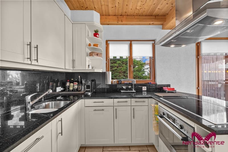 Magnifique chalet 5,5 pièces vue imprenable vente aux étrangers (3)