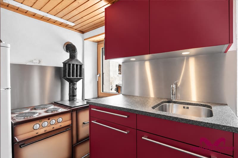 Maison mitoyenne villageoise authentique, à Basse-Nendaz, 3pces (8)