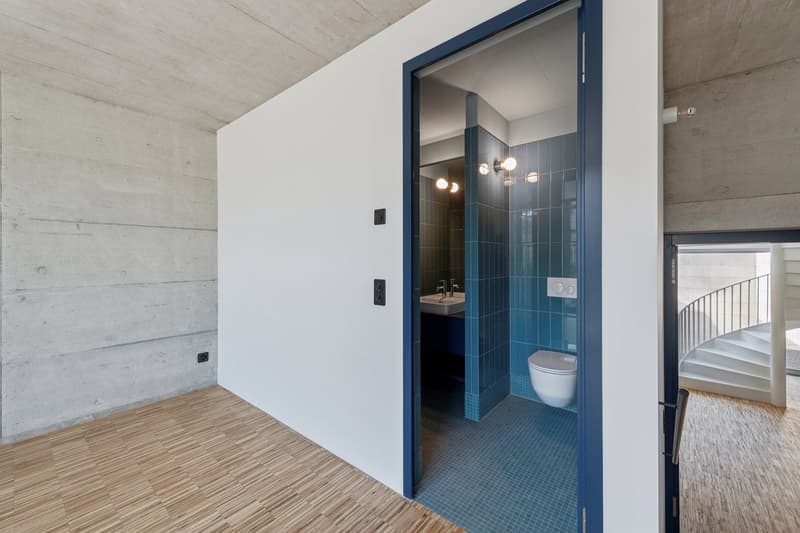 Luxuriöses Townhouse-Wohnen mit atemberaubendem Atrium und modernem Design (9)