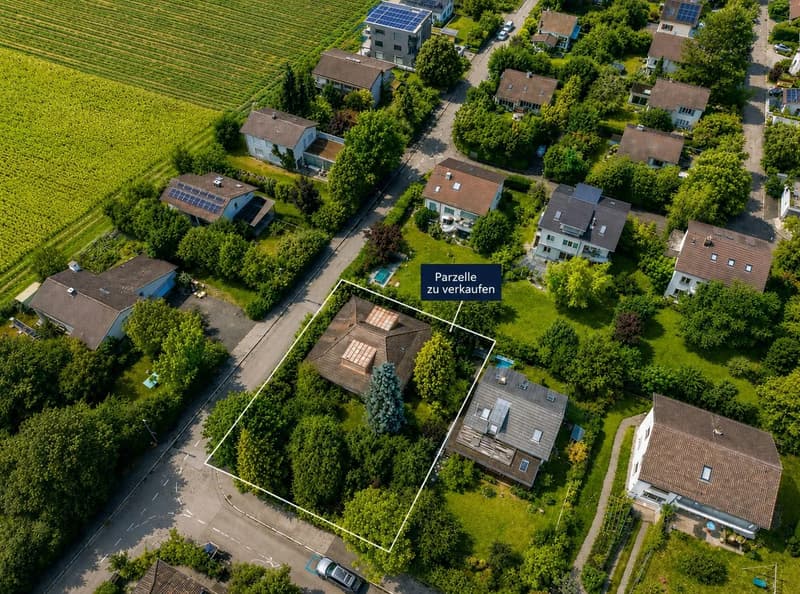 6-Zimmer-Einfamilienhaus mit 761 m² Grundstück in Wabern bei Bern - sanierungsbedürftig, mit viel Spielraum (3)