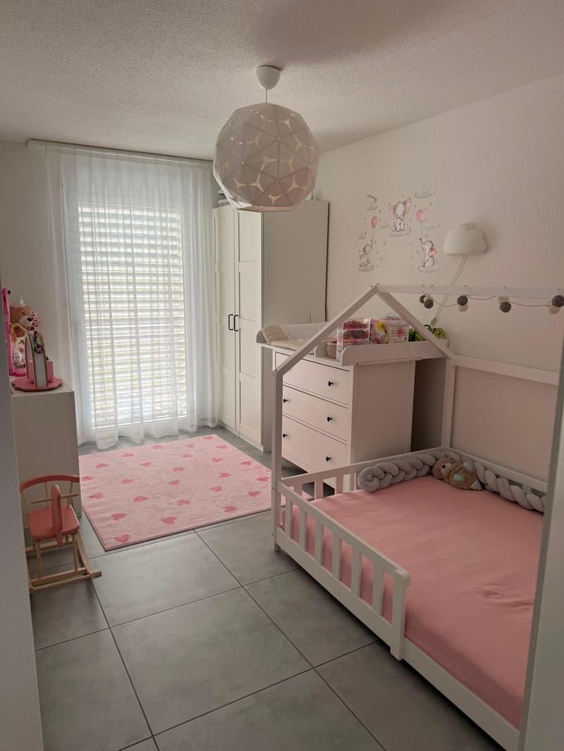 Familienfreundliches 4.5-Zimmer-Reihenmittelhaus mit Garten (7)