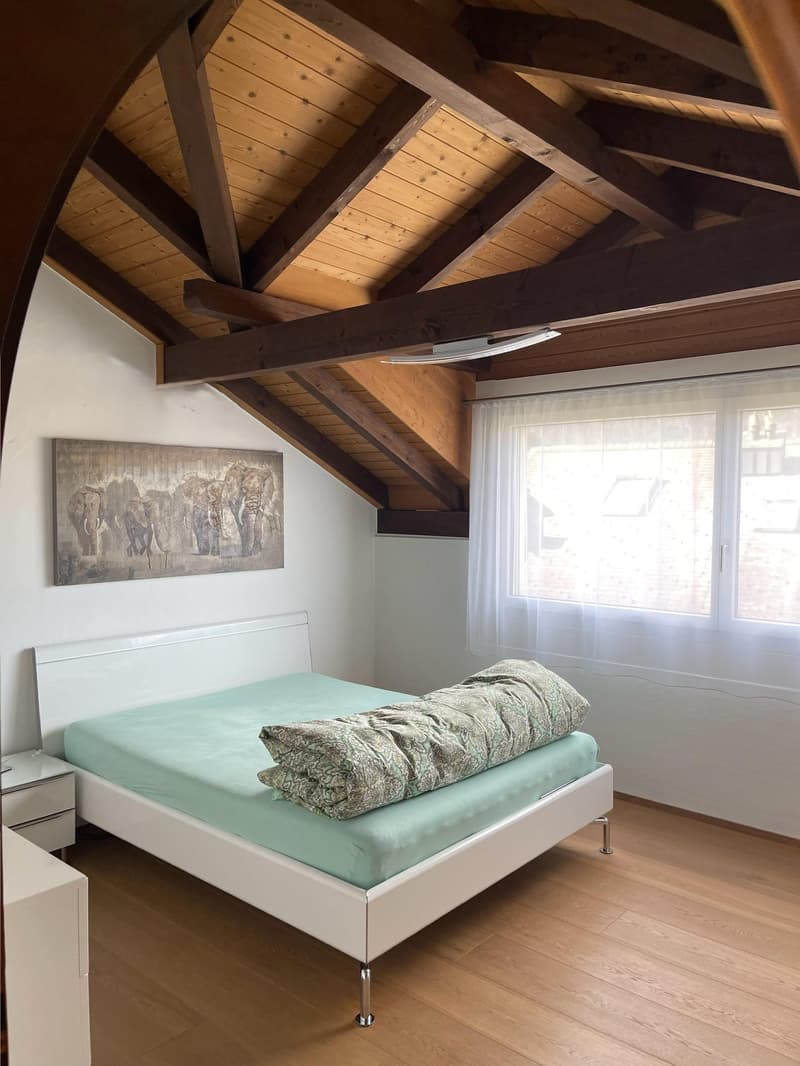 Gepflegtes 7.5-Zimmer-Landhaus in ruhiger Lage von Ennetmoos (6)