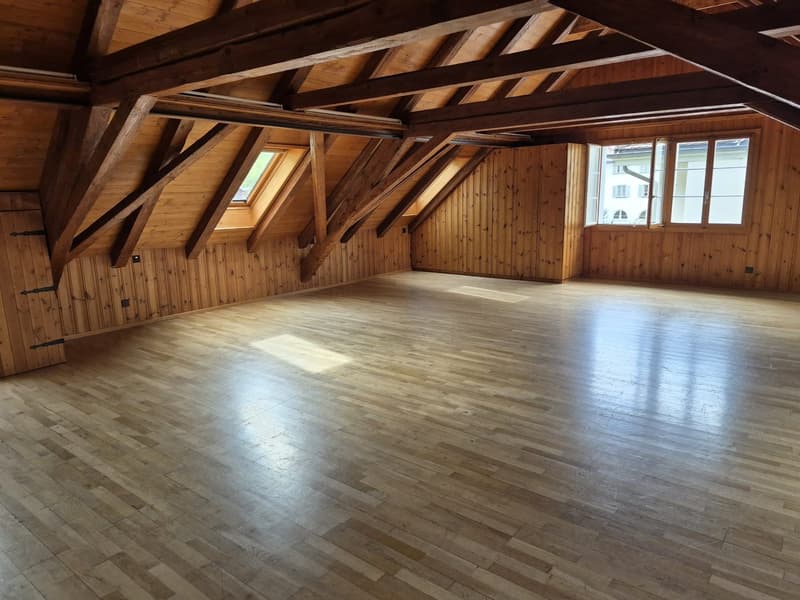 Gewerberäumlichkeit im Altbau an zentraler Lage in Stans (1)