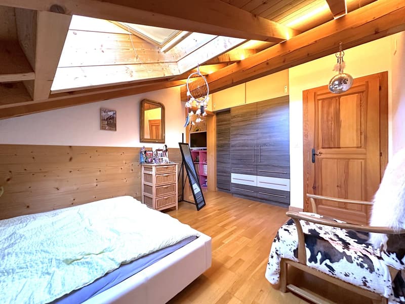 Chalet de caractère 6.5 pièces à Champéry – Vue panoramique sur les montagnes (12)