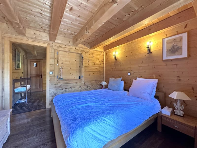 Chalet de caractère 6.5 pièces à Champéry – Vue panoramique sur les montagnes (8)