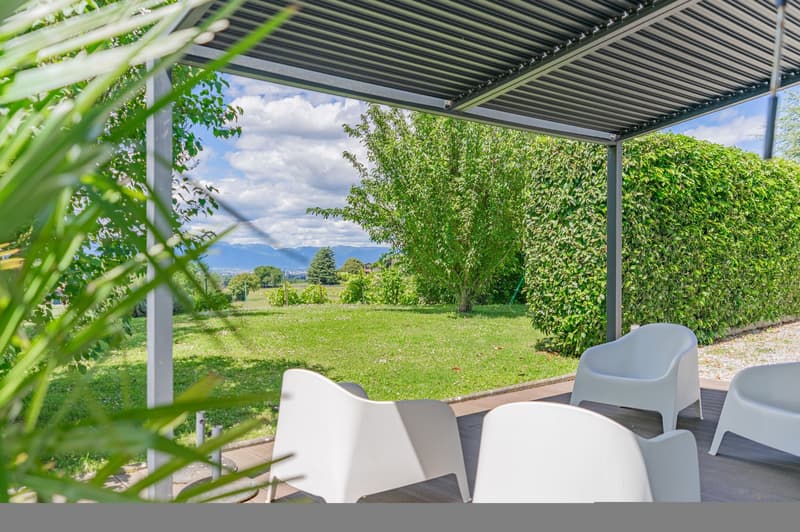 À 5 minutes de la Suisse – Villa de charme avec studio indépendant et vue exceptionnelle (13)
