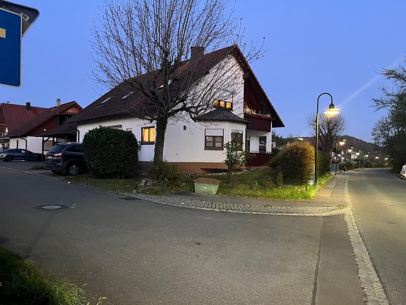 Gepflegtes Zweifamilienhaus in ruhiger Lage (13)