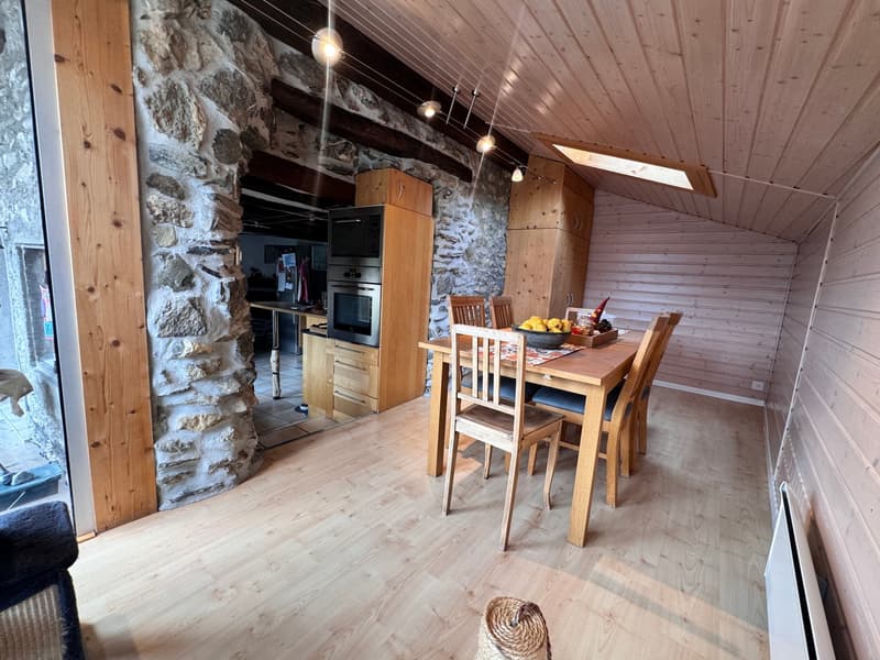 Maison mitoyenne rénovée vente résidence secondaire autorisé (4)