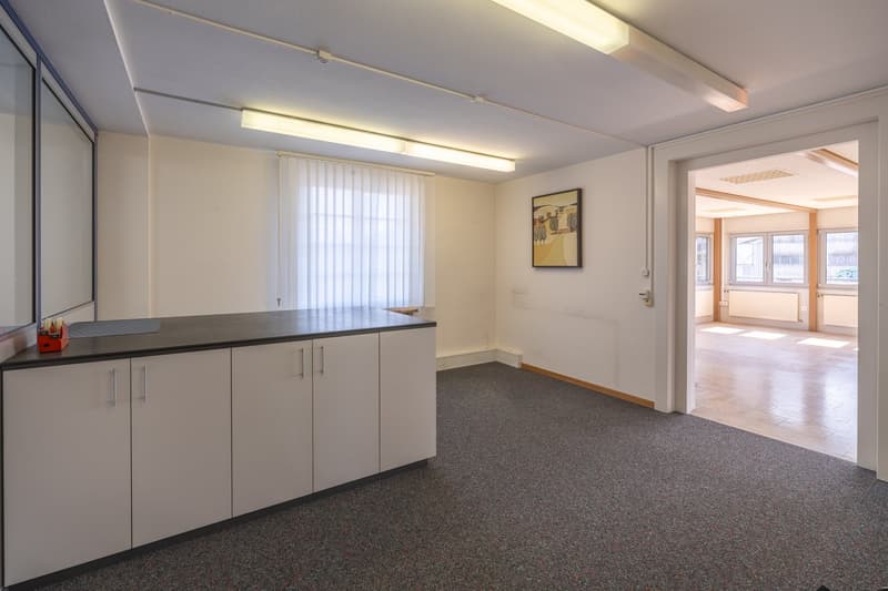 Grosszügige Gewerbeflächen – flexibel für Produktion, Lager & Büro (8)