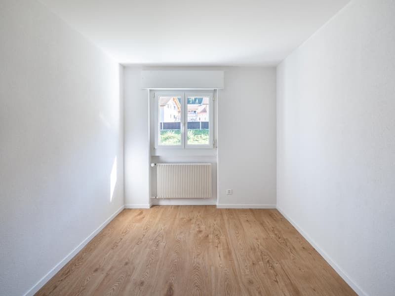 Erstbezug nach Sanierung – moderne 3-Zimmer-Wohnung mit Bergsicht (8)