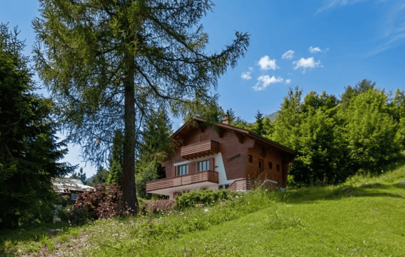 Charming Single-Family Home for Sale in Leysin, 1854 (1)