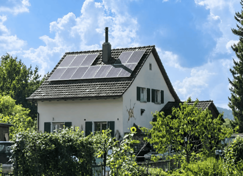 Charmantes 6-Zimmer-Einfamilienhaus in Breitenbach – sofort verfügbar! (1)