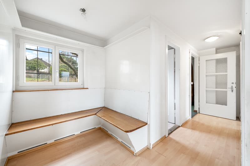 Vorplatz EG