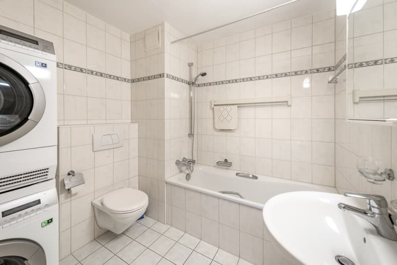 Badezimmer mit Waschturm