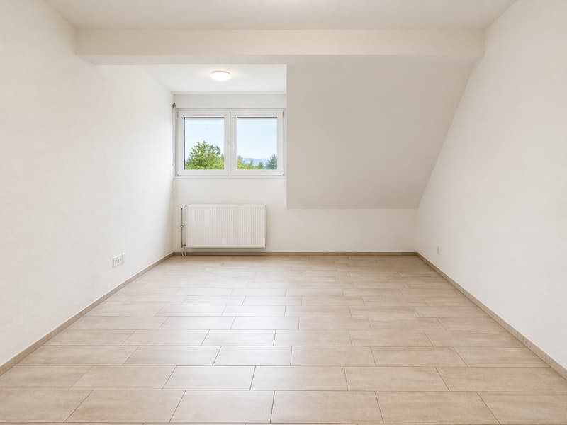 empty room, white walls, beige tiles, window, radiator