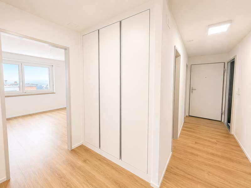 First occupancy after high-quality total renovation – living with style in the best location in St. Gallen (10)