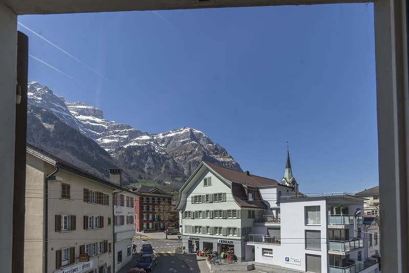 Charmantes 1.5-Zimmer-Studio an ruhiger Lage in Schwanden GL (7)