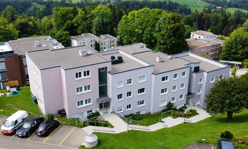 Erstbezug nach hochwertiger Totalsanierung – Wohnen mit Stil an bester Lage in St. Gallen (1)