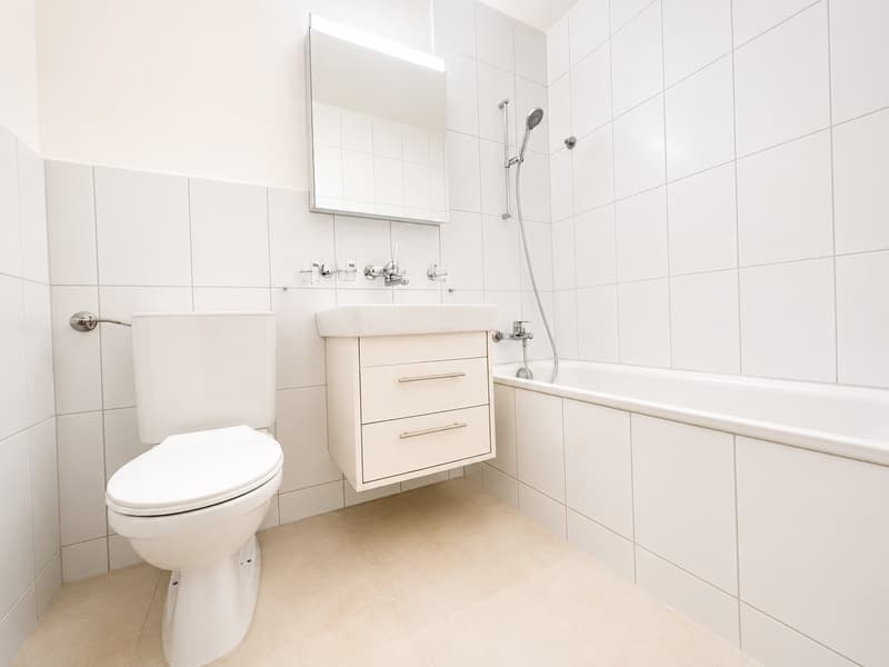 Attraktive 4.5-Zimmer-Wohnung mit Balkon (6)