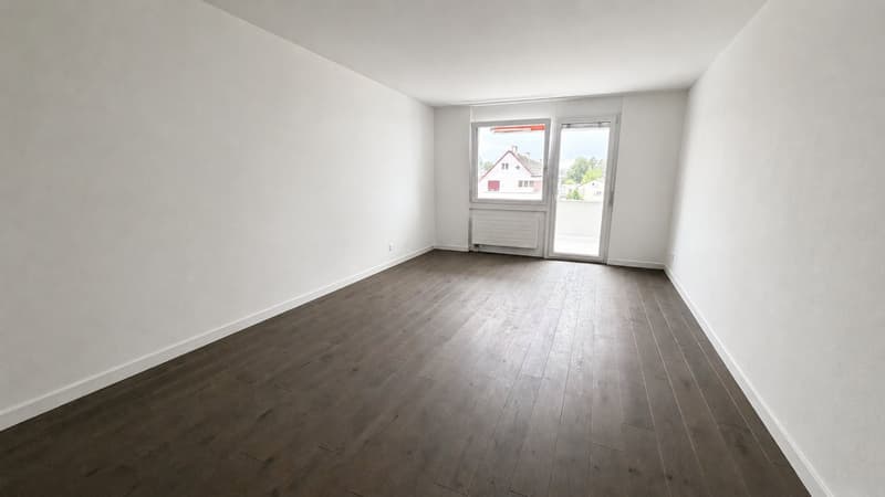 Helle 2.5-Zimmer-Wohnung mit Balkon und Seesicht in Rorschach (6)